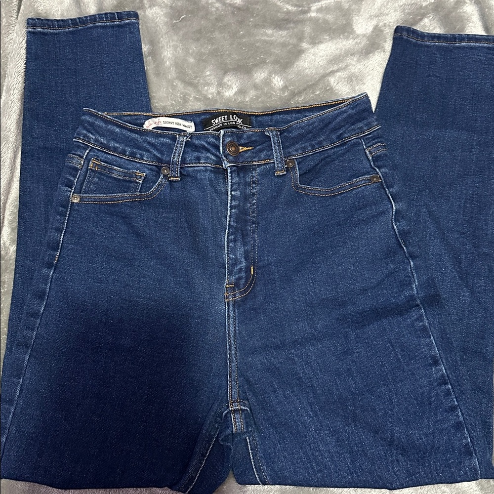 Blue High-Waisted Jeans
